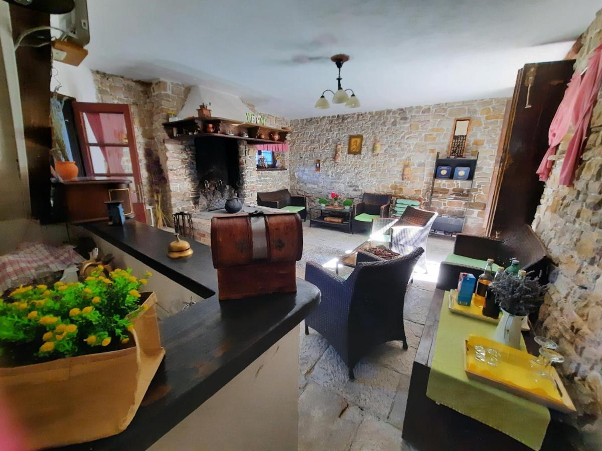 Bed & Breakfast Antico Motovun Eksteriør bilde