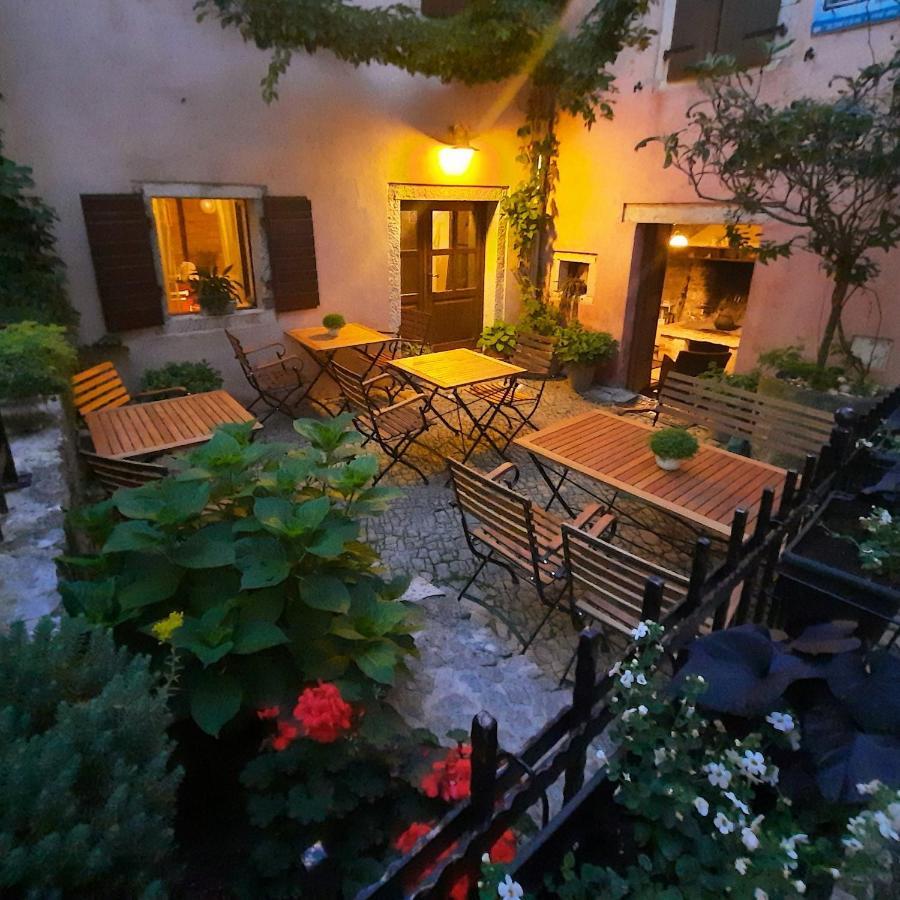 Bed & Breakfast Antico Motovun Eksteriør bilde