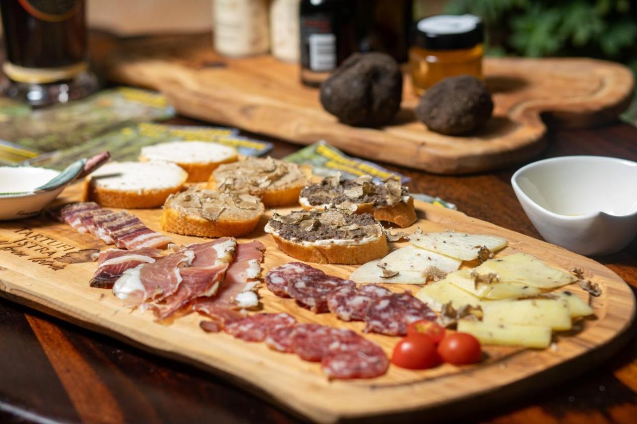 Bed & Breakfast Antico Motovun Eksteriør bilde