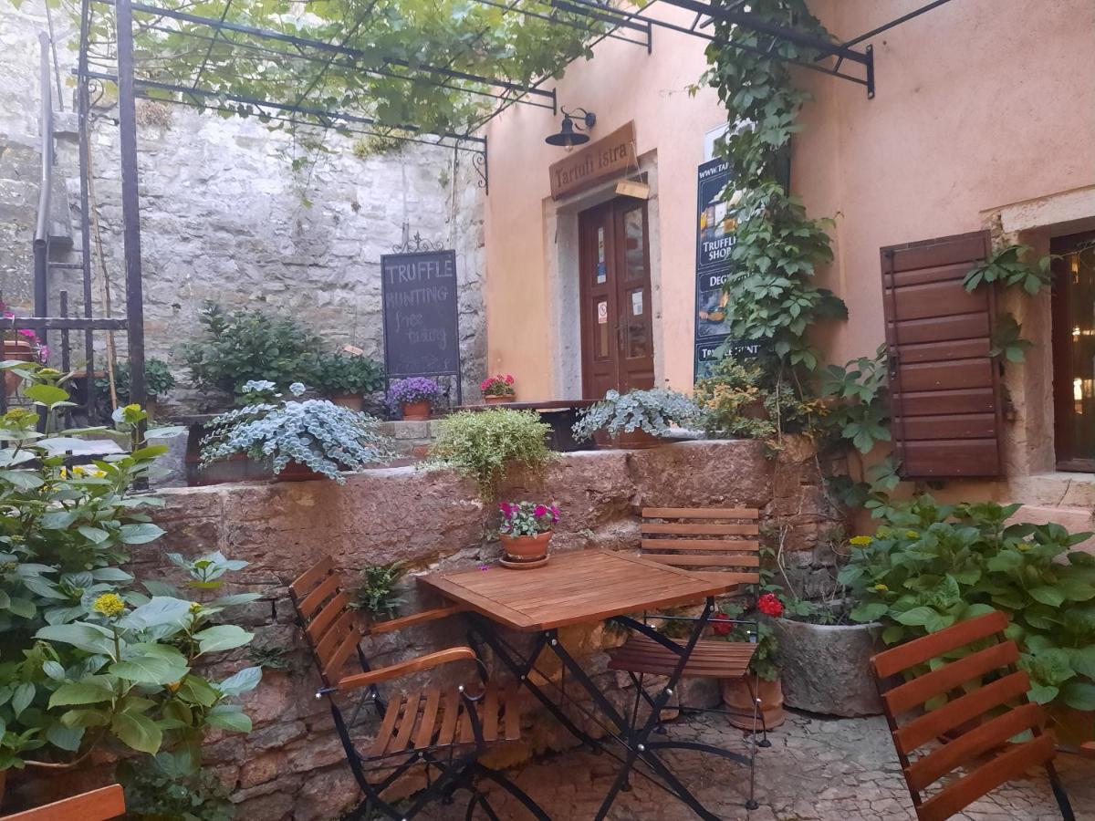 Bed & Breakfast Antico Motovun Eksteriør bilde